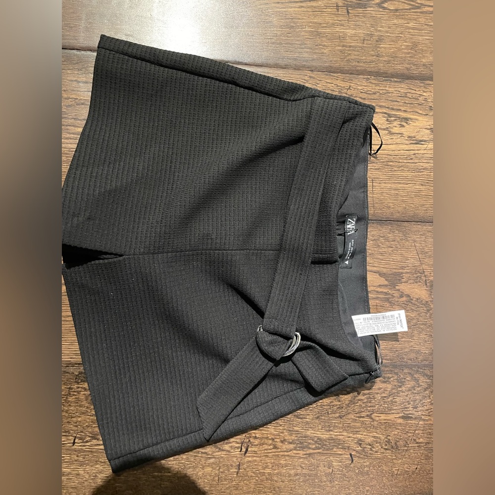 Brand New Zara shorts